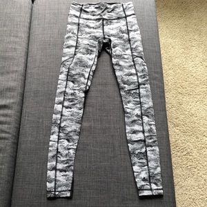 Lululemon High-Rise Tight